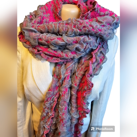 Gena G long scarf - Picture 7 of 9